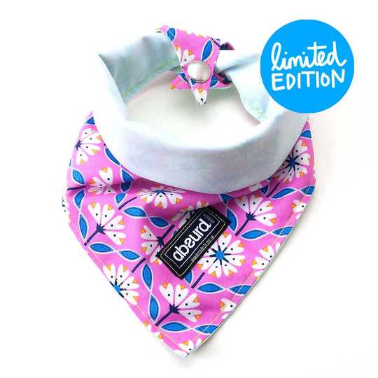 Fun Dog Bandana: Daisy Chain
