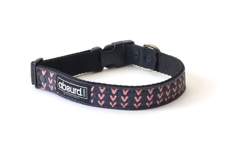 neoprene dog collar with Sporty pink design